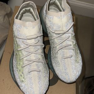 Yeezy Boost 380 size 7.5 men’s/UK 7/ womens US9